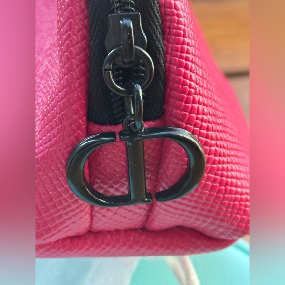 Dior Travel Pouch Set – Pink & Blue Cosmetic Bags + Silver “D” Charm – Authentic - Picture 6 of 14